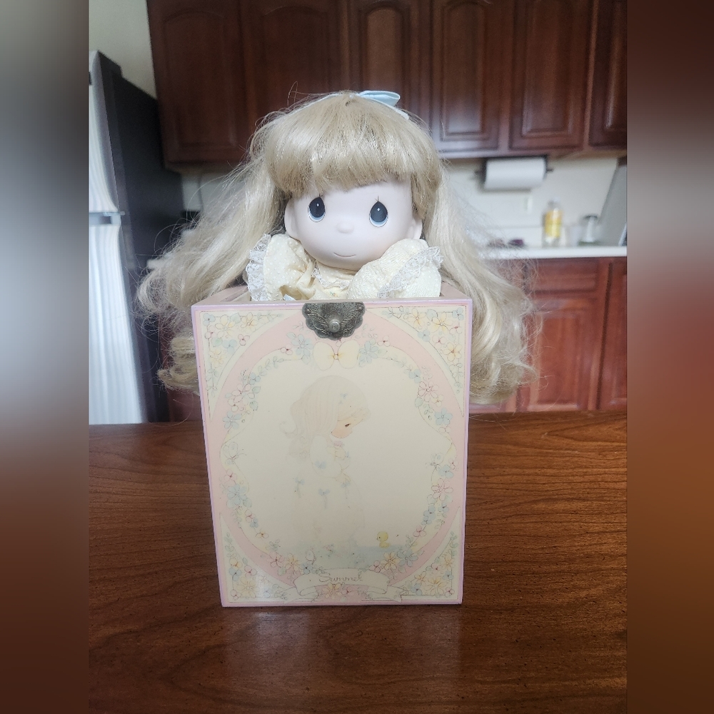 ENESCO Precious Moments Musical Jack-In-The-Box "Four Seasons" Series Summer